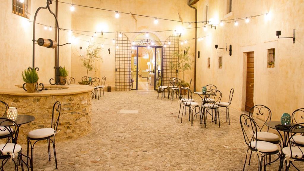 Ex Convento Santa Croce-Country Resort SantʼAnatolia di Narco Exterior foto